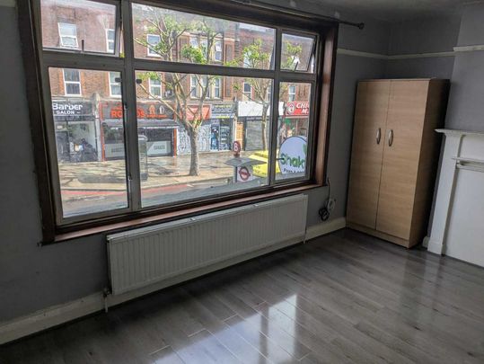 4 bedroom apartment to rent - Photo 1