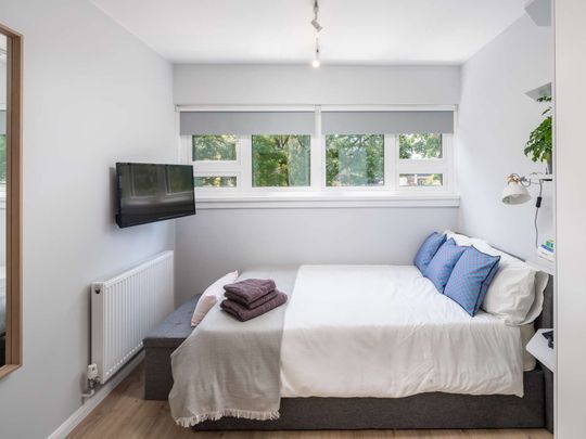 Gorgeous Flat with Bright and Lovely Garden in Battersea - Photo 1