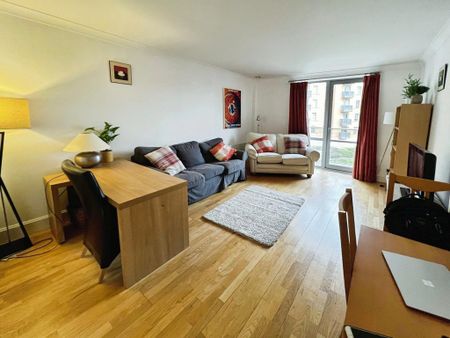 2 bedroom flat to rent - Photo 3