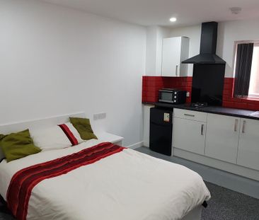 Studio to rent - Photo 2