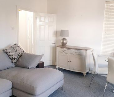 2 bedroom semi-detached house to rent - Photo 1