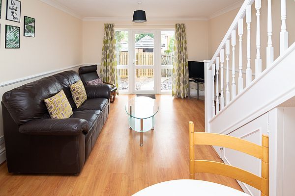 22 Nicholas Gardens - Photo 1