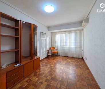 Piso de alquiler en Vitoria-gasteiz - Cuba, El Pilar - Photo 1