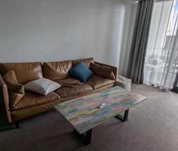 East Perth - Photo 4