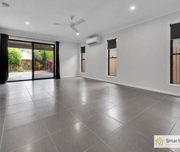 11 Parsonia Drive, Rasmussen QLD 4815 - House For Rent | Domain - Photo 3