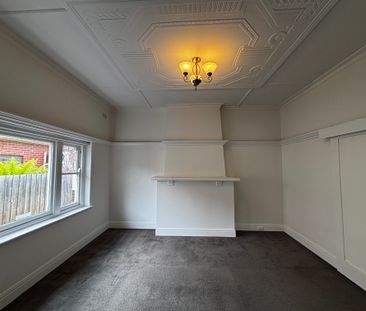 3 Burns Avenue, MURRUMBEENA - Photo 2