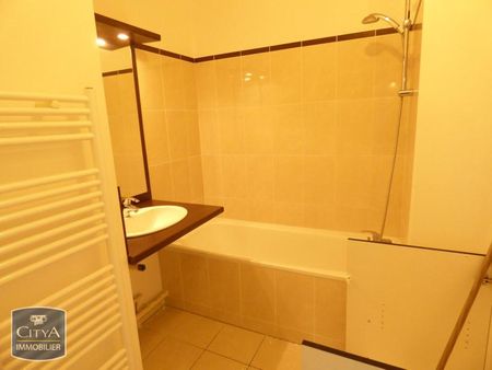 Location Appartement 3 pièces 62m² BORDEAUX 33300 - Photo 3