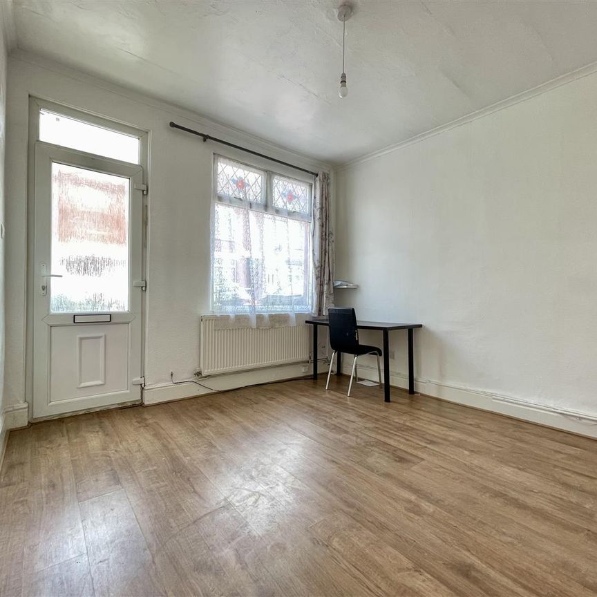 Leopold Road, Stoke, CV1 - Photo 1