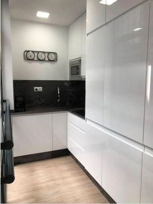 Estudio de alquiler en Calle Parras, La Goleta - San Felipe Neri - Photo 1