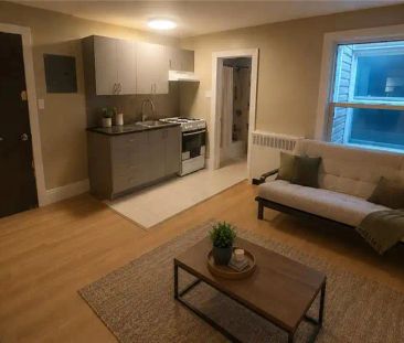181 KING Street E Unit# 4 — Bachelor - Photo 1