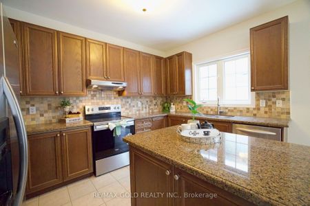 For Lease - 69 Calderstone Road, Brampton, Ontario - Photo 2