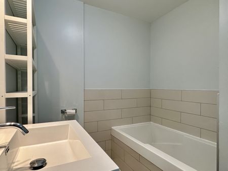 2505 Van Horne, #1 - Photo 4