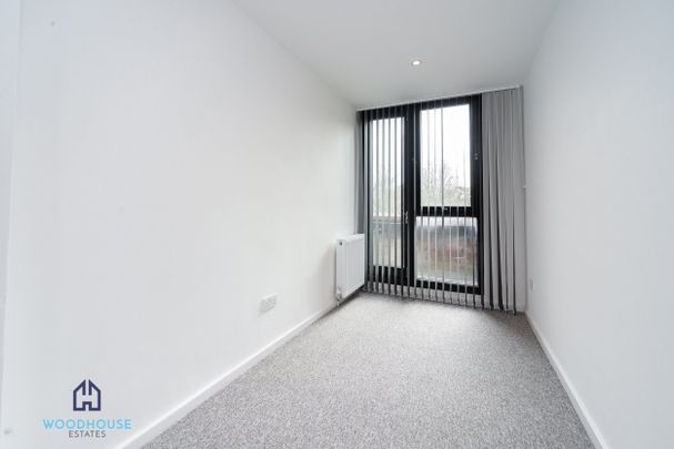 Chandos Way, London, NW11 - Three Bedroom Flat To Rent - £577pw / £2,500pcm - Photo 1