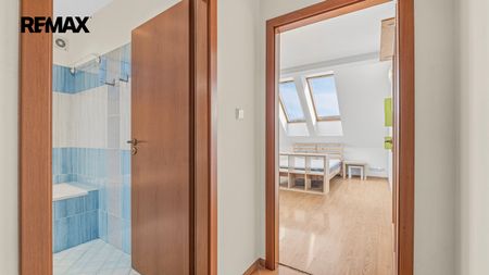 Pronájem bytu 2+kk v osobním vlastnictví 50 m², Praha 4 - Nusle - Photo 2