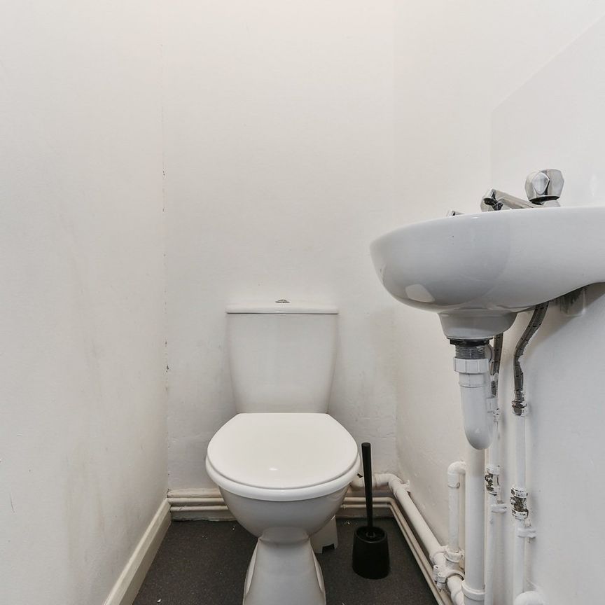 4 Bed Semi-Detached House, Rushworth Avenue, NG2 - Photo 1