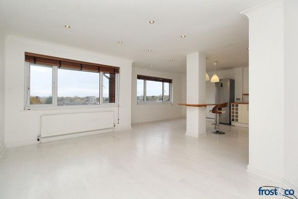 3 bedroom apartment to rent - Photo 1