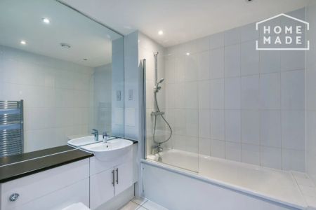 Zenith Close, NW9 - Photo 3