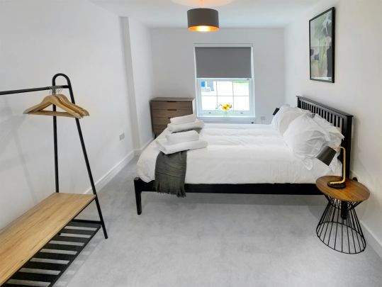 1 Bed, Apartment - Photo 1