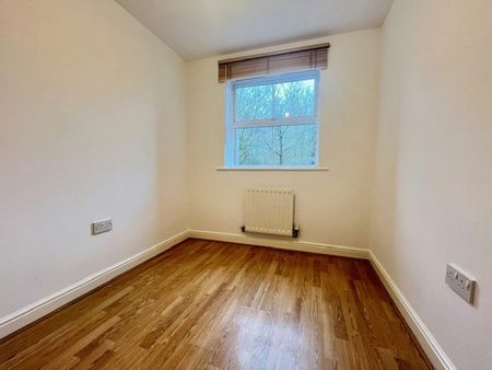 Ground floor flat to rent on - Photo 3