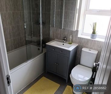 1 bedroom in a house share to rent - Photo 6