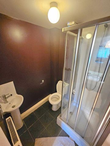 2 bedroom apartment to rent - Photo 5