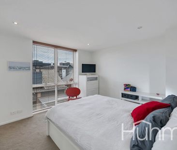 Furnished Trendy City Living! - Photo 6