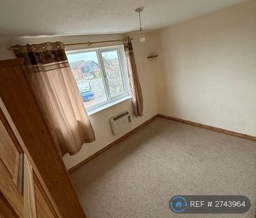 2 bedroom semi-detached house to rent - Photo 3