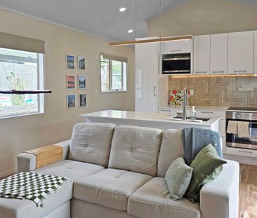 Massey, 86A Colwill Road - Photo 1