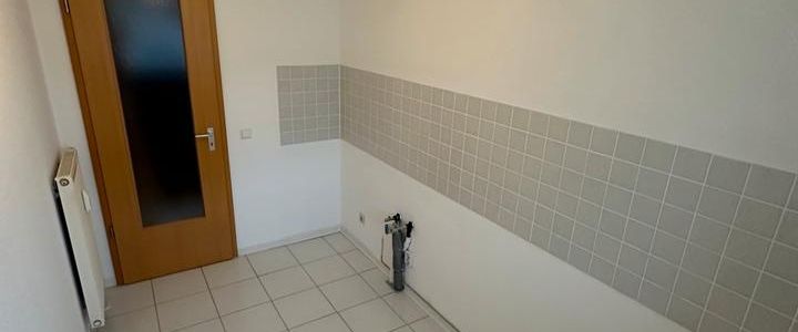 2-Raum Wohnung 55m2 Balkon Fahrstuhl - Foto 1