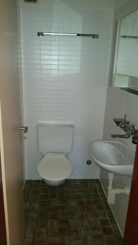 Charmante Wohnung an idealer Lage per sofort zu vermieten! - Photo 4