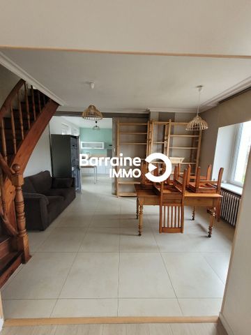 Location maison à Saint-Pol-de-Léon, 3 pièces 70.39m² - Photo 2