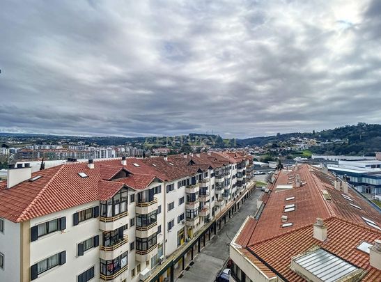 Alcobaça e Vestiaria, Leiria District - Photo 1