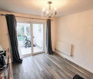 Moorfields Avenue, Eastwood, Nottingham, NG16 - Photo 4