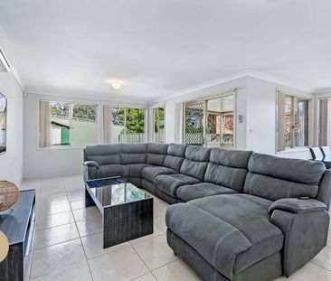 Exceptional Four-Bedroom Family Home in Tranquil Cul-de-Sac Setting - Photo 1