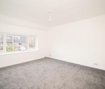 3 bedroom semi-detached house to rent - Photo 6