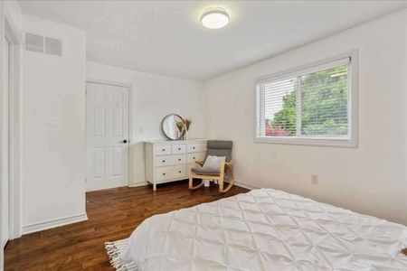 For Lease - 62 Summerset Drive, Barrie, Ontario - Photo 5