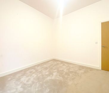 1 Bedroom - Photo 4