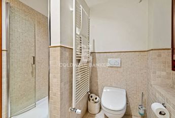 viale apua, Pietrasanta, Tuscany 55045