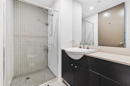 SPACIOUS WAREHOUSE STYLE LIVING IN 'WARATAH MILLS' - Photo 5