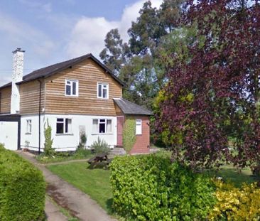 3 bedroom detached house to rent - Photo 2