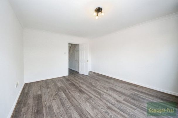 Archdale Place, KT3 - Photo 1