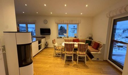 Moderne 4-Zimmer-Penthouse-Wohnung mit Terrasse & EBK - Photo 2