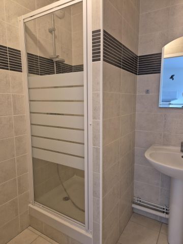 Location Appartement 2 pièces 46m² Y 80190 - Photo 3