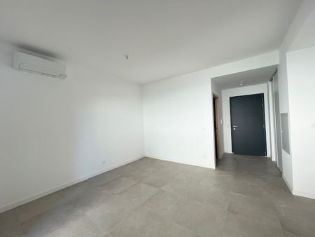 Location Appartement 1 pièce 26m² BASTIA 20200 - Photo 5