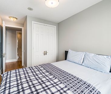 For Lease - 25 Kingsbridge Garden Circle Unit# PHO8, Mississauga, O... - Photo 3