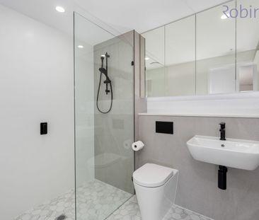 Two bedroom apartment on level 8 with stunning views over to Newcas... - Photo 6