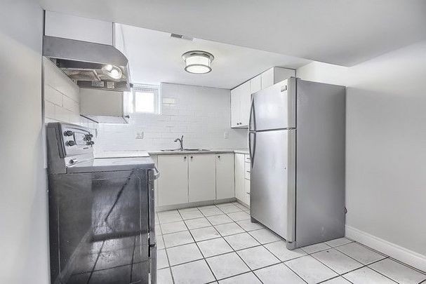 For Lease - 1 Napier Street, Barrie, Ontario - Photo 1