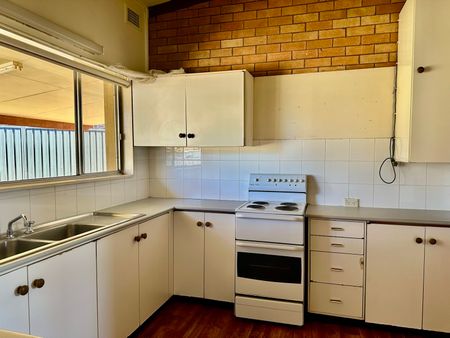 Convenient South Dubbo Location - Photo 4