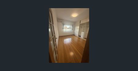 Neat Two Bedrooms Unit in the vibrant heart of Marrickville - Photo 4