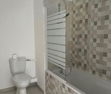 Location Appartement 2 pièces 42m² BRIGNOLES 83170 - Photo 6